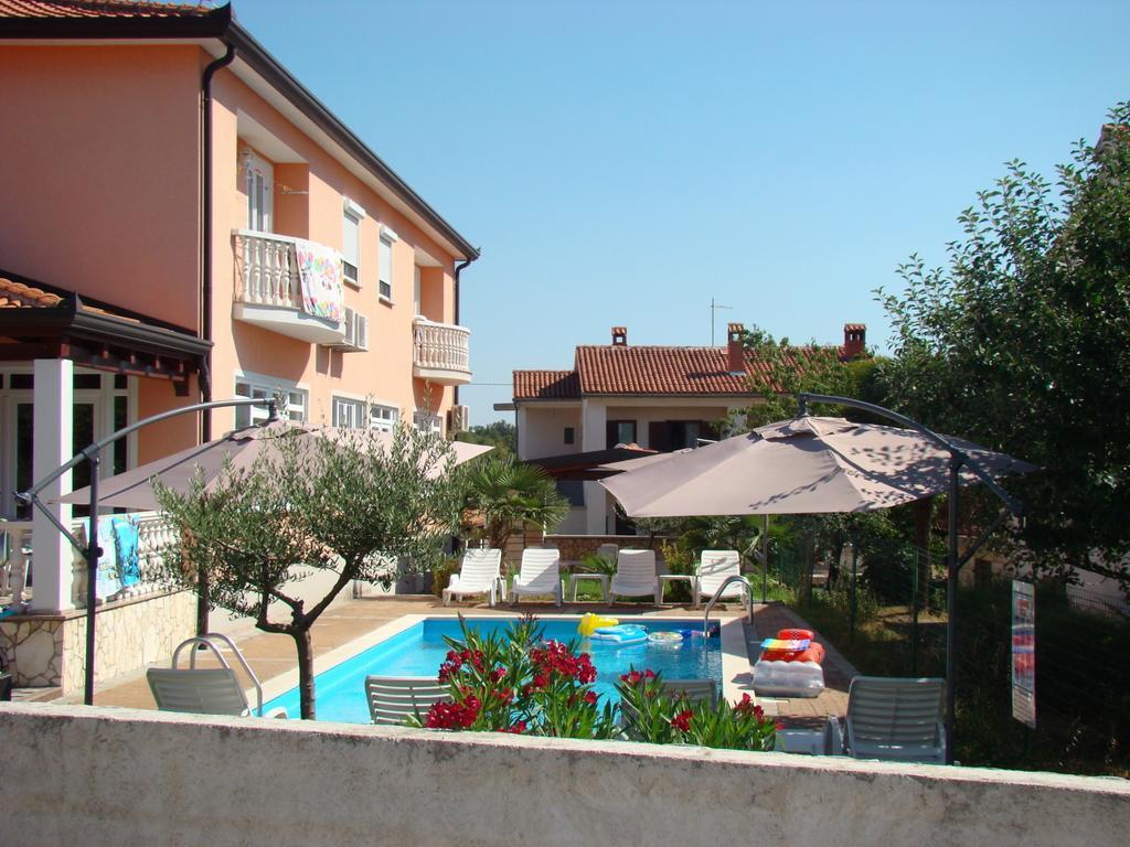 Apartments Kimm Poreč Kültér fotó