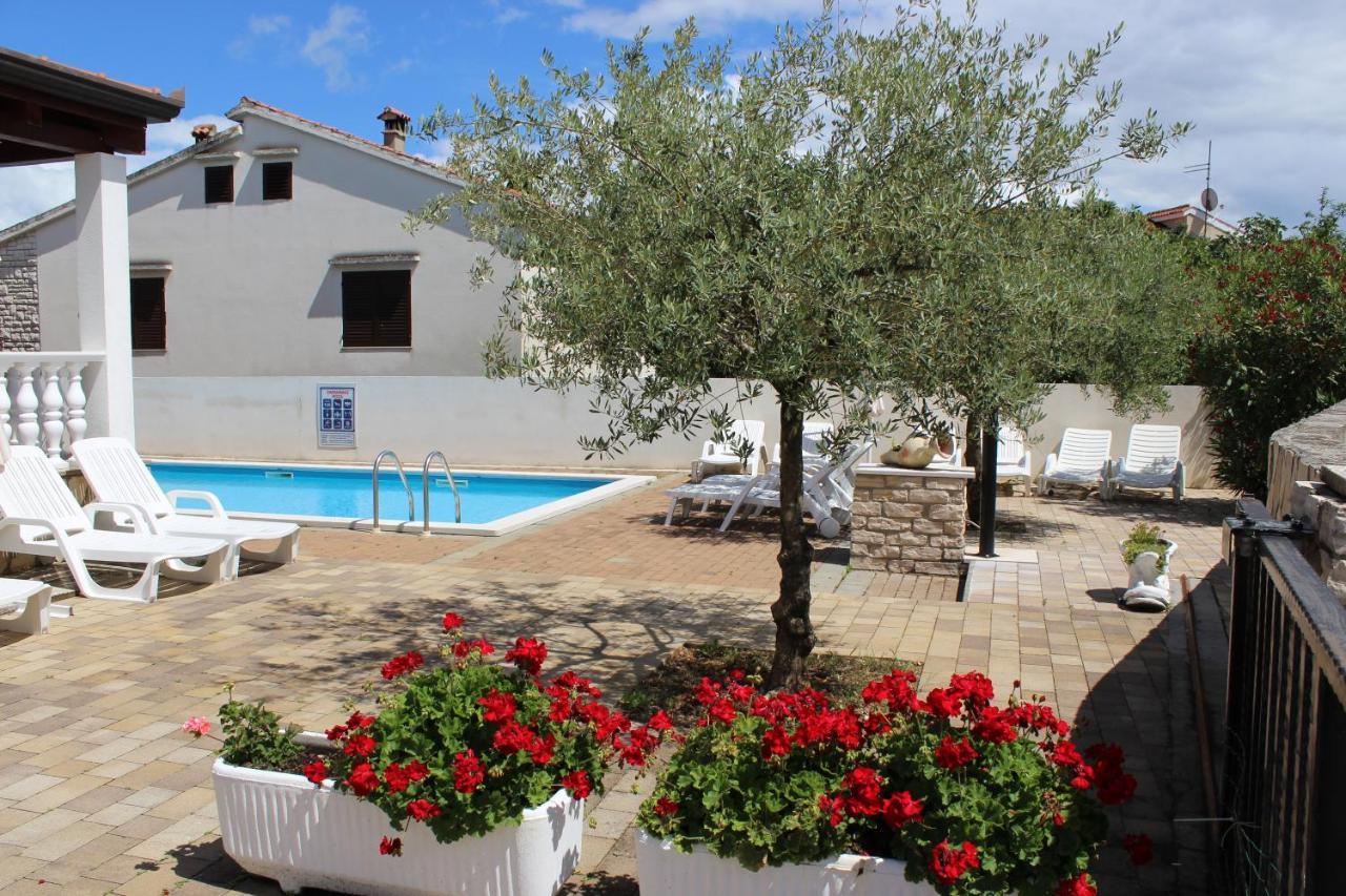 Apartments Kimm Poreč Kültér fotó
